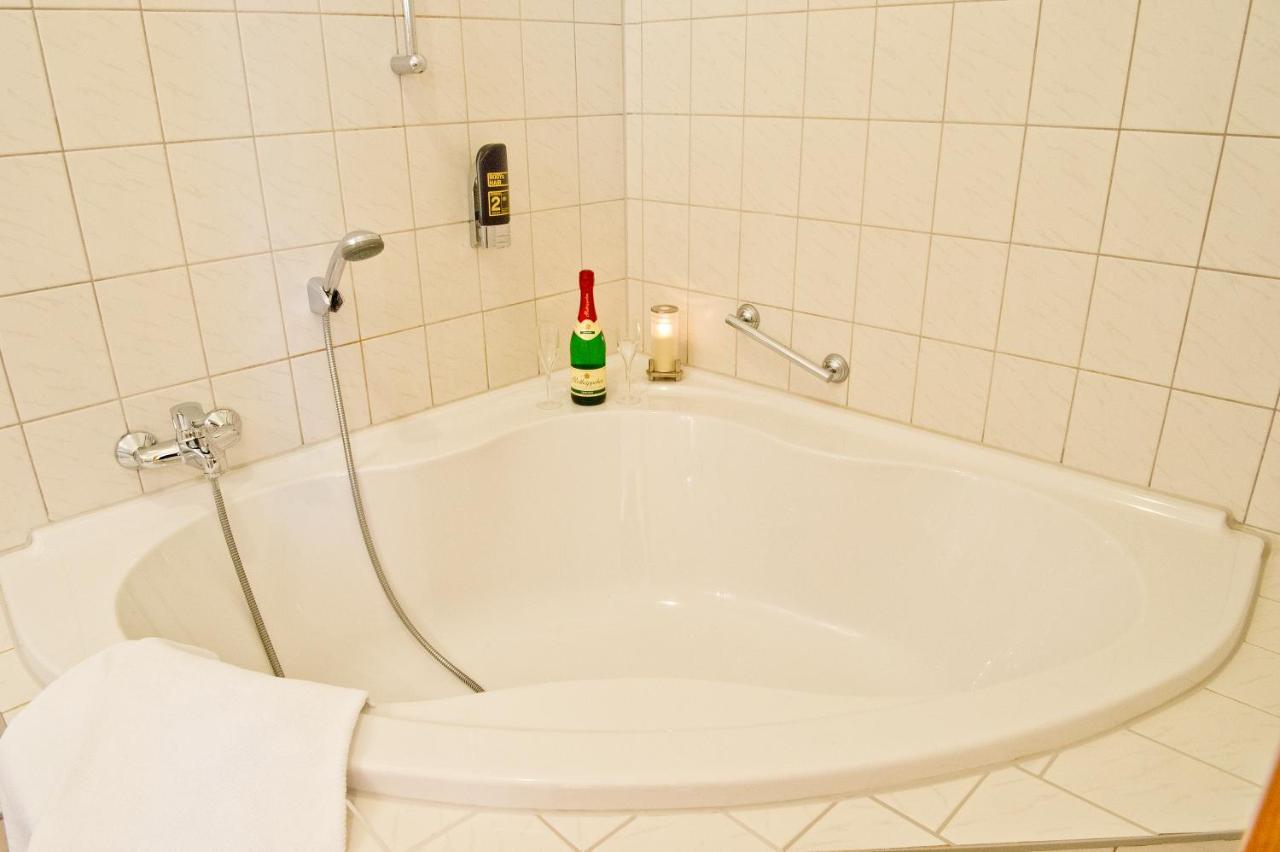 Hotel Thueringer Hof Єна Екстер'єр фото